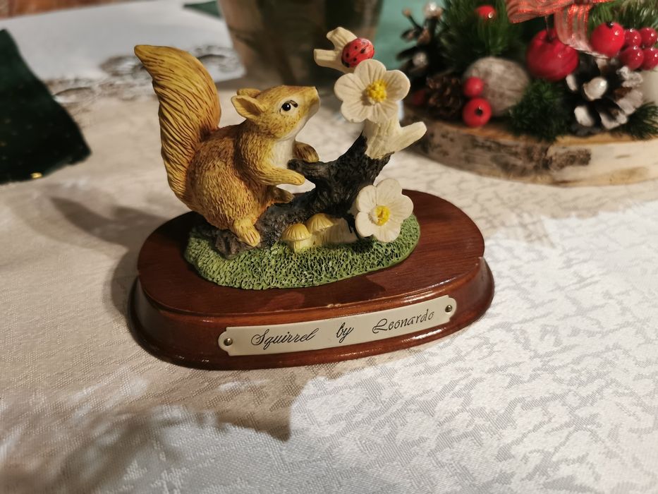Figurka wiewiórka Leonardo Collection