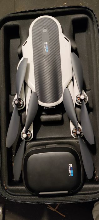 Duży dron GoPro Karma
