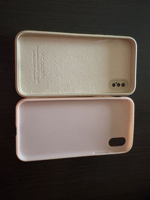 Віддам 2 чохли на айфон Xs