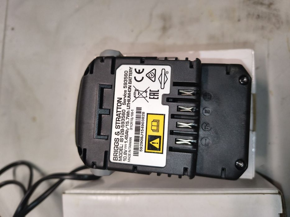 Bateria akumulator instart Briggs stration nowa