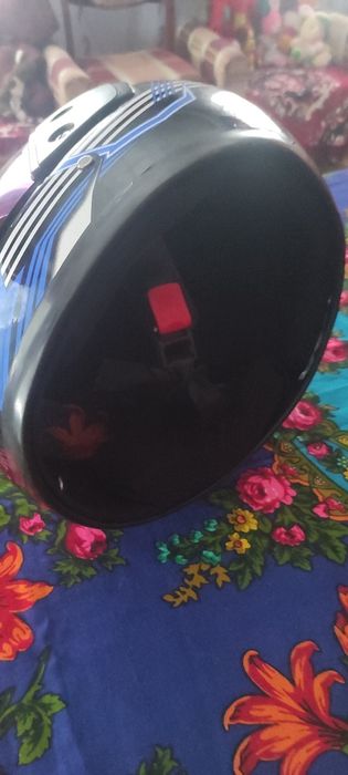 Мотошлем б/у продается по ненадобности