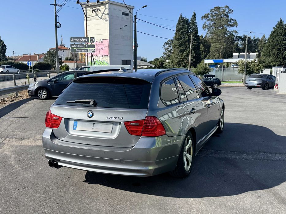 BMW 320d E91 — 2012