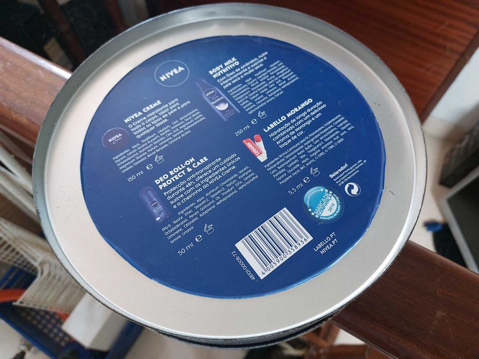 Lata grande Nívea, 25 cm