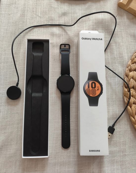 Fajny Zegarek Samsung Galaxy watch 4 44mm