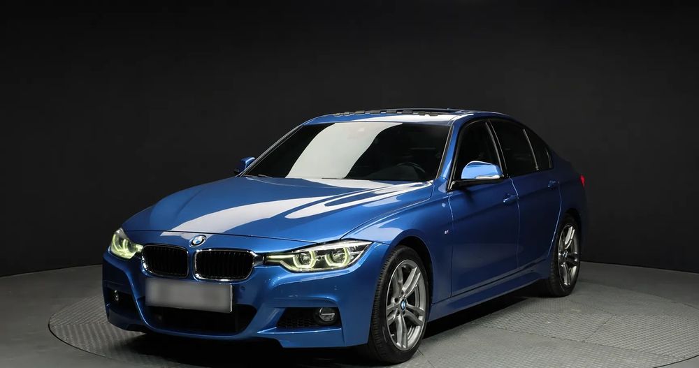 BMW Seria 3 BMW 320D | Mpakiet | 8HP | Estoril Blue Metallic |