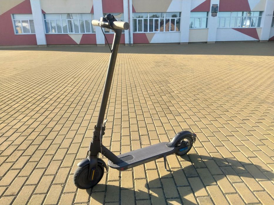 Самокат Xiaomi Mi Electric Scooter 1S