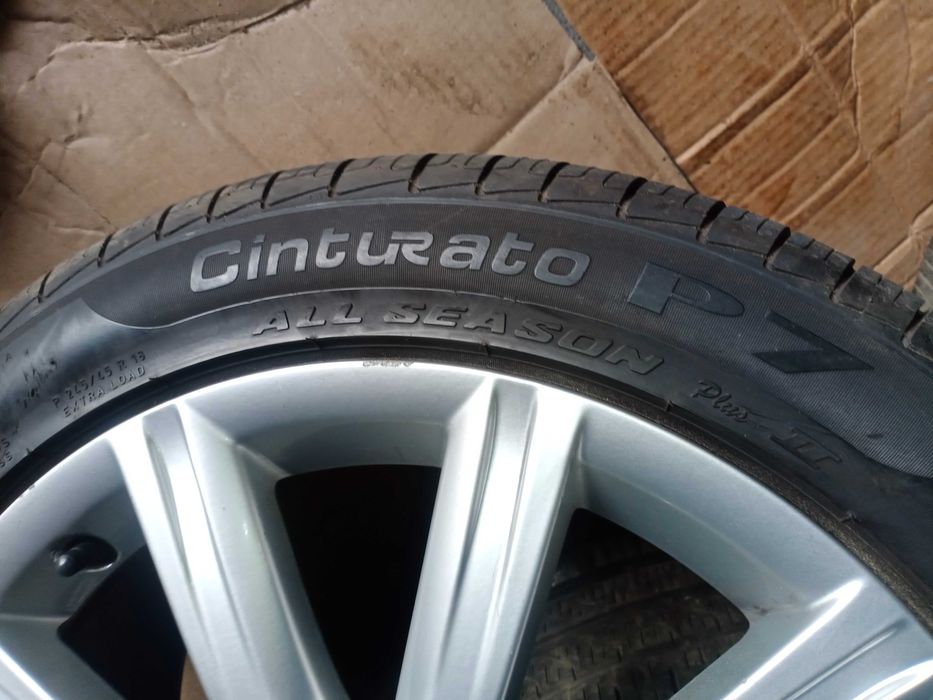 Шины R18 резина Pirelli Cinturato P7 245/45/R18 2020г