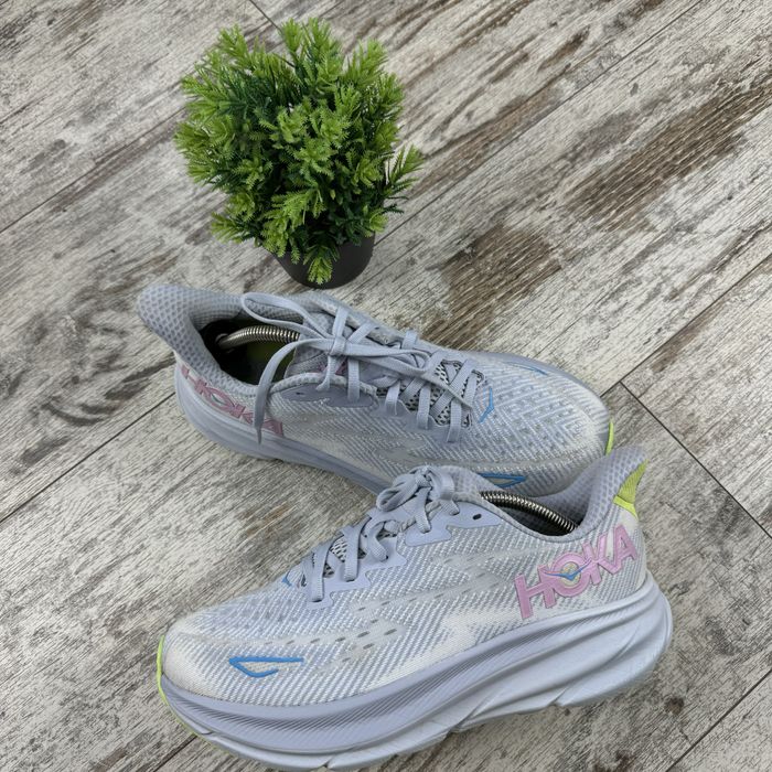 Hoka Clifton 9 FY1024C