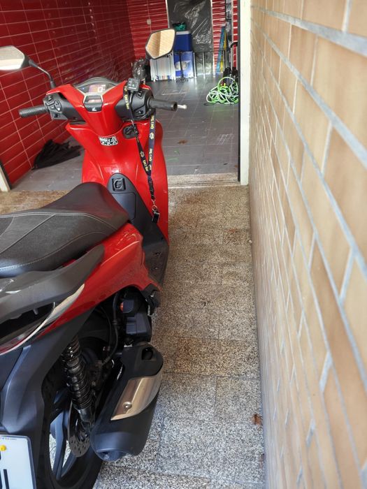 Honda sh 125 (2024)