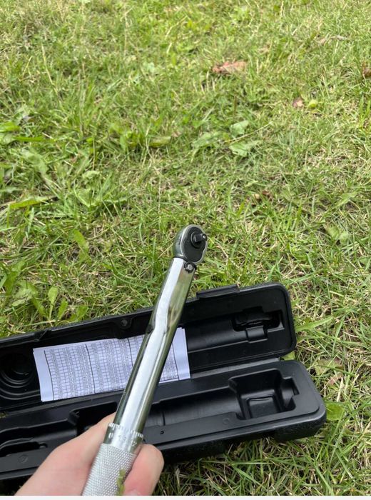 Динамометрический ключ 5-60Нм