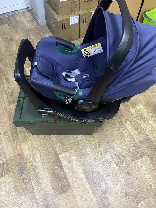 Автокрісло britax romer +база