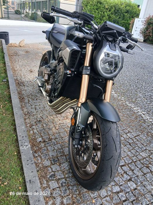 Honda CB650R e-clutch