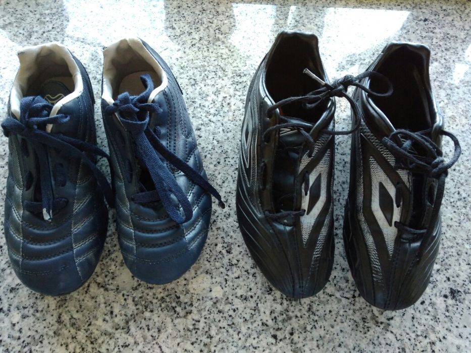 Chuteiras e botas tamanho 34