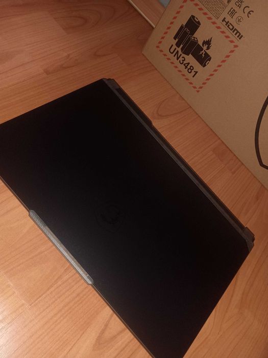 Sprzedam Laptopa MSI Cyborg 25 AVE