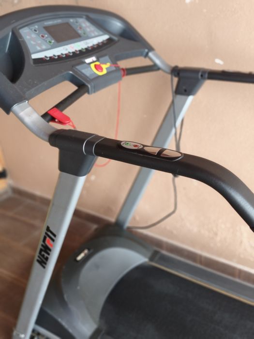 Passadeira elétrica Newfit com inclinação – usada