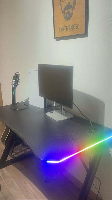Mesa Gaming Rgb Trust Gxt 709 Luminus
