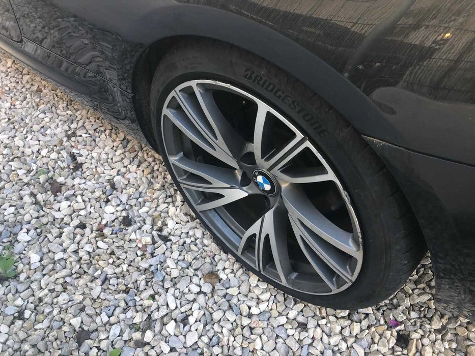 BMW 320i descapotavel de 2012 com poucos kms