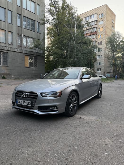 Продам Audi S4b8 3.0 бензин (333 к.c.)
