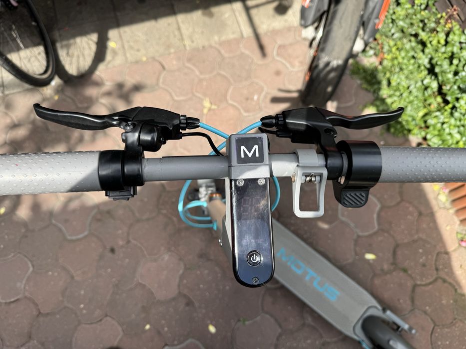 motus scooty 10