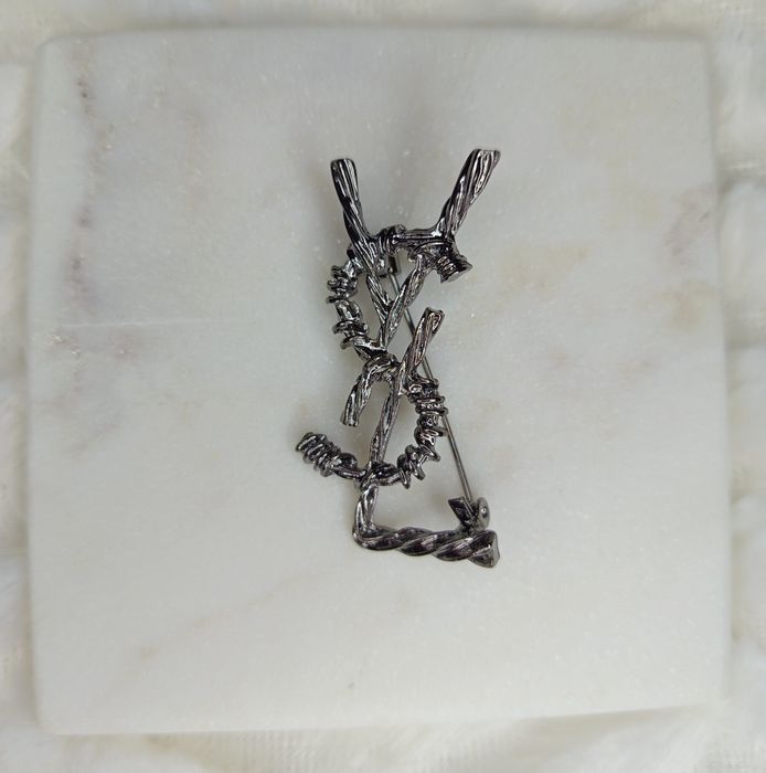 Broszka przypinka ozdoba drzewo róży YSL premium prezent old money cc saint