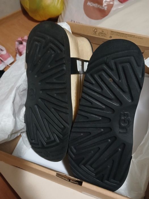 Продам  дитячі сапожки UGG,оригінар,36р