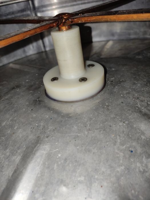 Медогонка з електроприводом