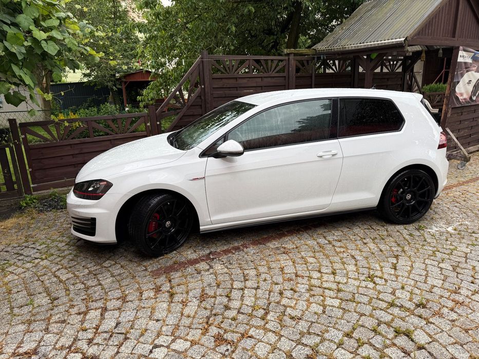 Volkswagen Golf Gti-Bezwypadkowy, bezkolizyjny