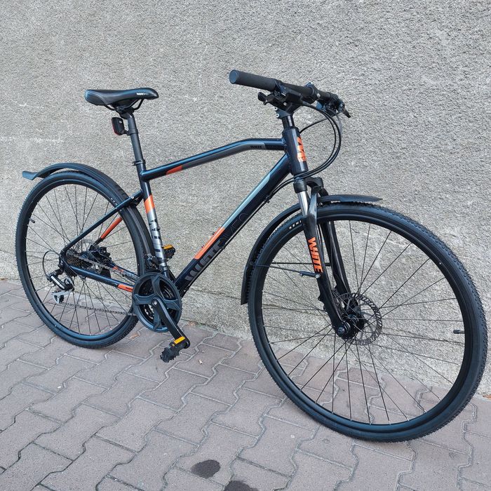 Rower White Bikes SC Trainer koła 28" roz L 19" Shimano Acera 3x7