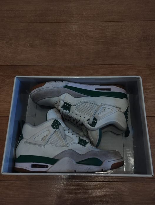 Jordan 4 Pine Green Oryginalne Używane