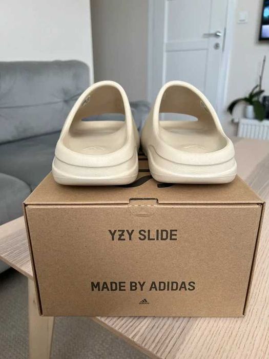 adidas Yeezy Slide .46