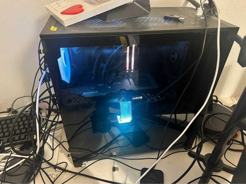 Computador Gaming + Monitor Aoc 240 hz