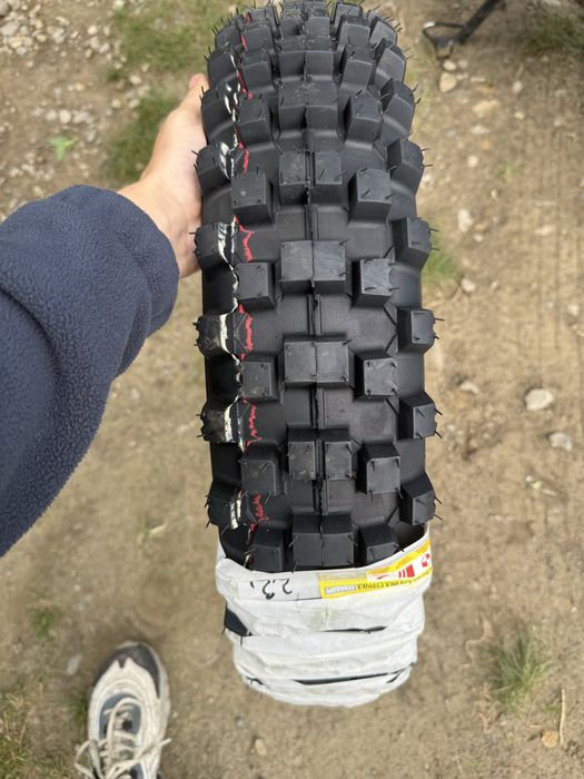 Продам колесо заднє 120/80 17
