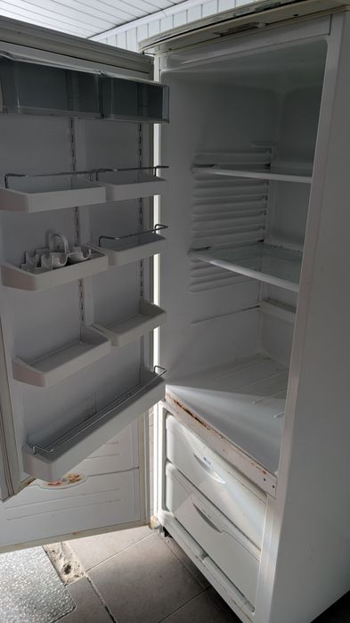 Холодильник потребує заміни фріону