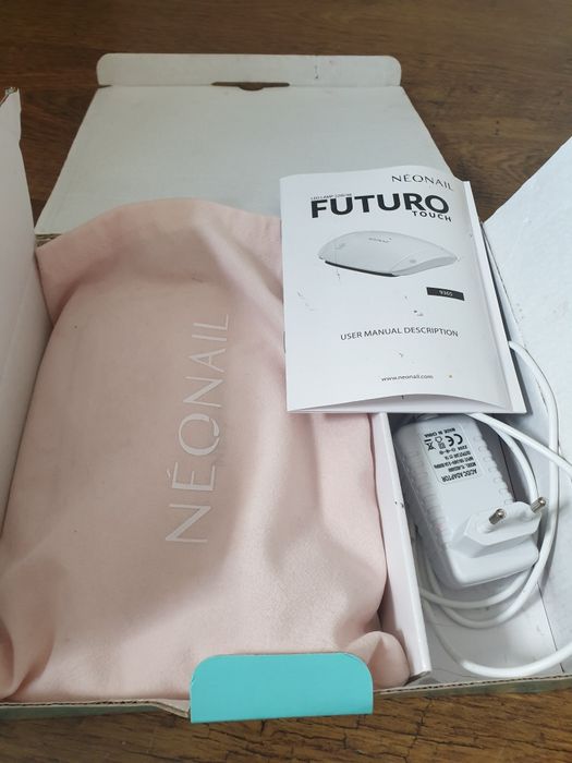 Lampa UV NeoNail Futuro do paznokci