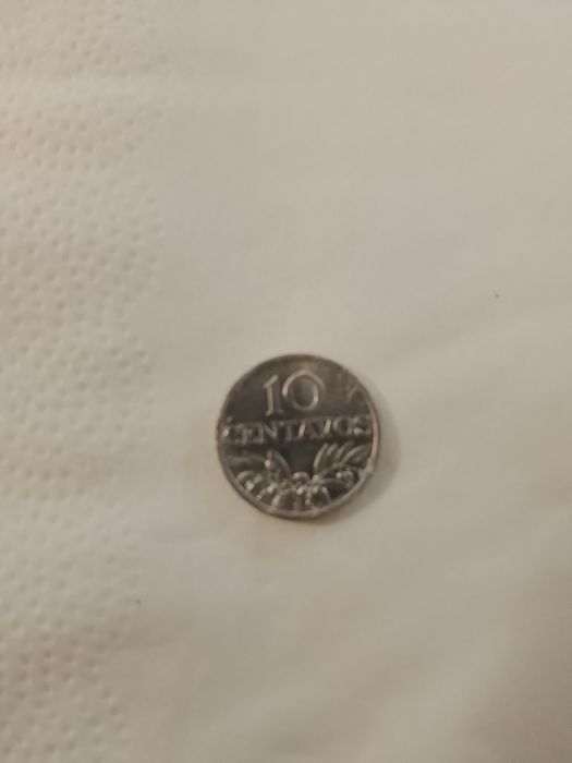 Várias moedas de coleção