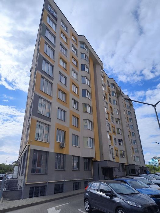 Продаж 2 кім квартири в заселеній новобудові вул. Мікльоша / Стрийська