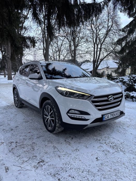 Прожаж автомобіля Hundai Tukson 2.0 д.