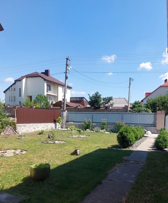 Продам сучасний будинок