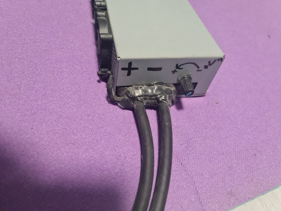 Zasilacz serwerowy car audio 14,4V 164A (2360W)