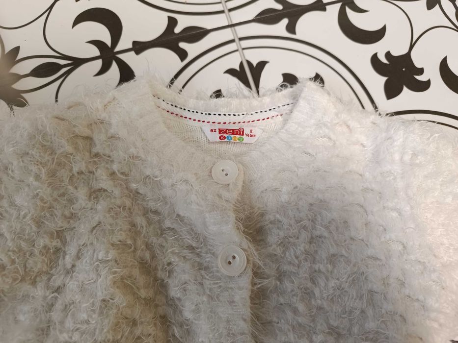 Продається дитячий светрик