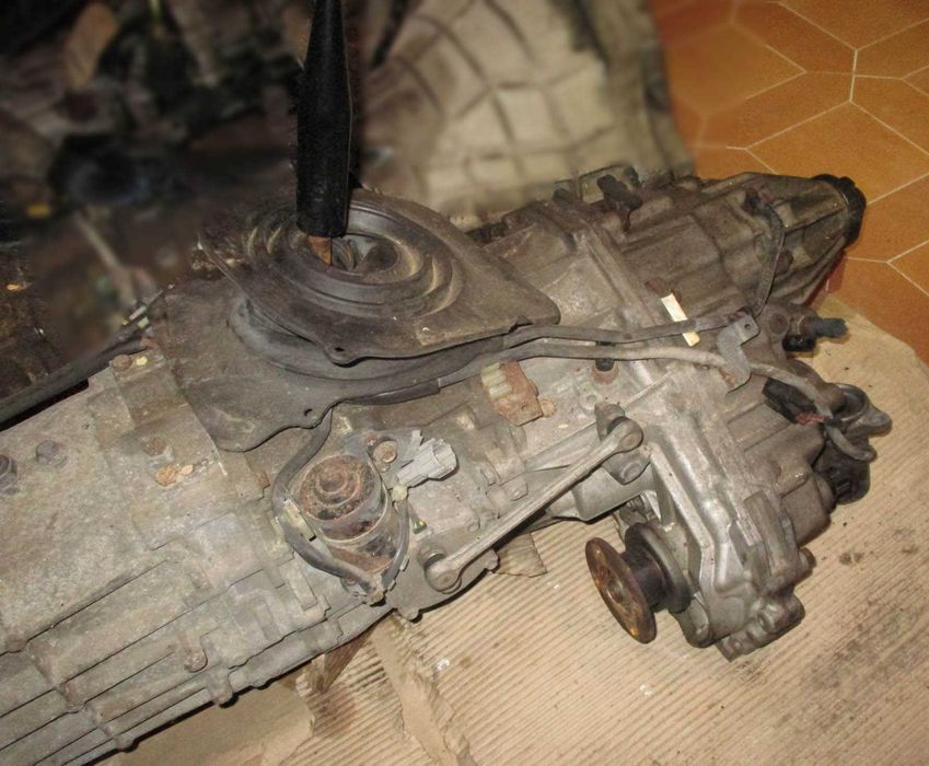Caixa velocidades Nissan Navara d40 Pathfinder 2.5 di 4x4 (2008) 32131CD340