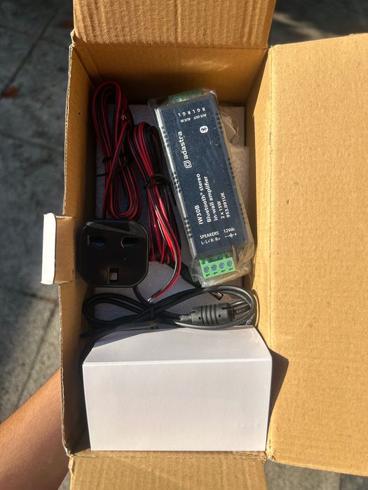 Amplificadores/ colunas de som para teto com altifalante | Novo