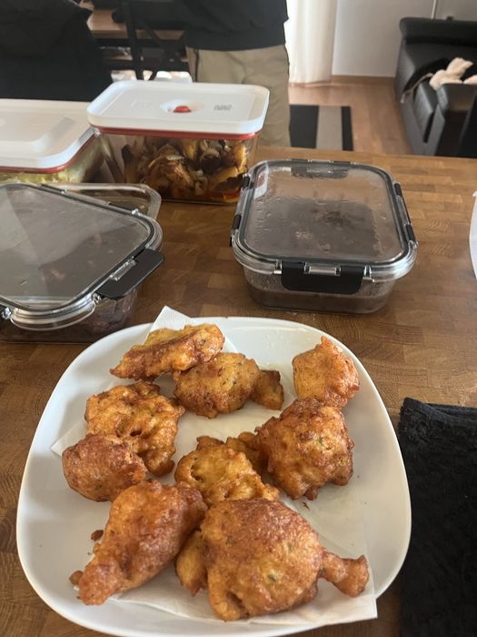 Faco comida para fora ou em sua casa