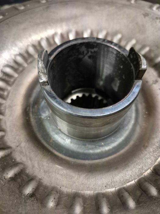 Zmiennik momentu sprzęgło hydrokinetyczne Cat 428 432 C D E uszkodzone
