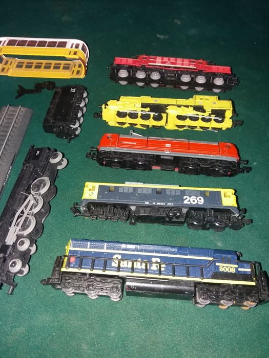 Vendo peças de vários comboios