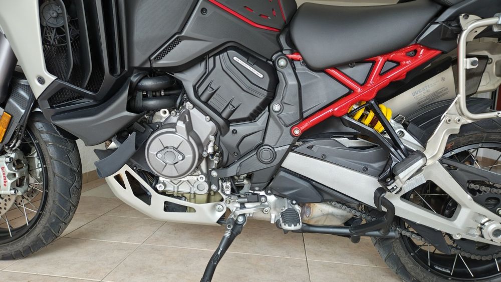Ducati Multistrada V4 Rally Full Adventure