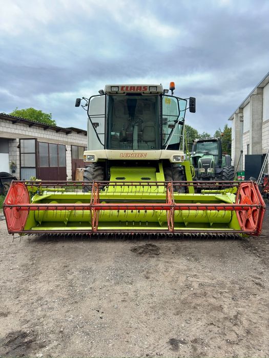 CLAAS LEXION 405 1900 Mtg