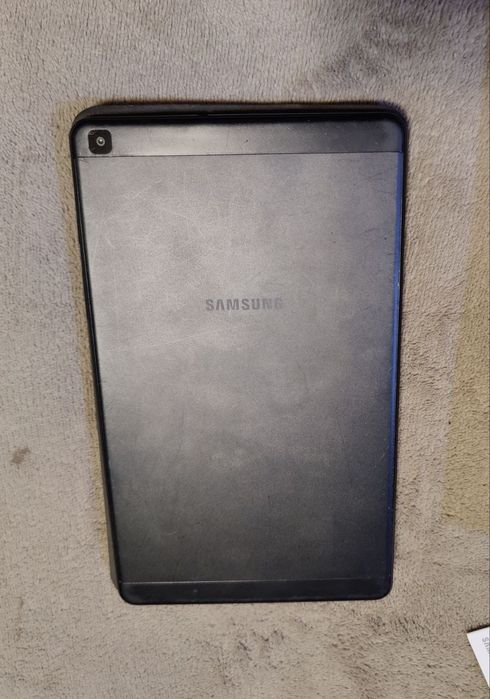 Samsung galaxy tab a(8.0",2019) 2/32ГБ.