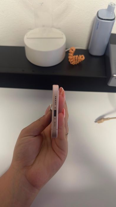 iPhone 15 128GB, usado