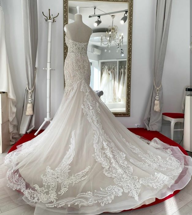 Suknia Ślubna Demetrios